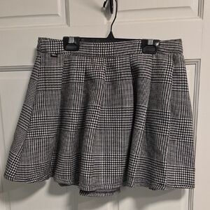 Vans Black and White Plaid Skater Skirt